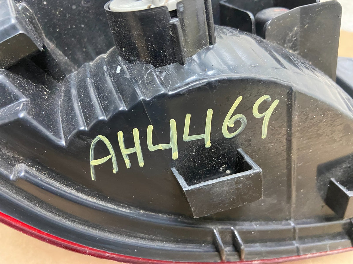 2014 to 2020 Acura Mdx Right Passenger RH Side Tail Light DEPO AH4469 DW6