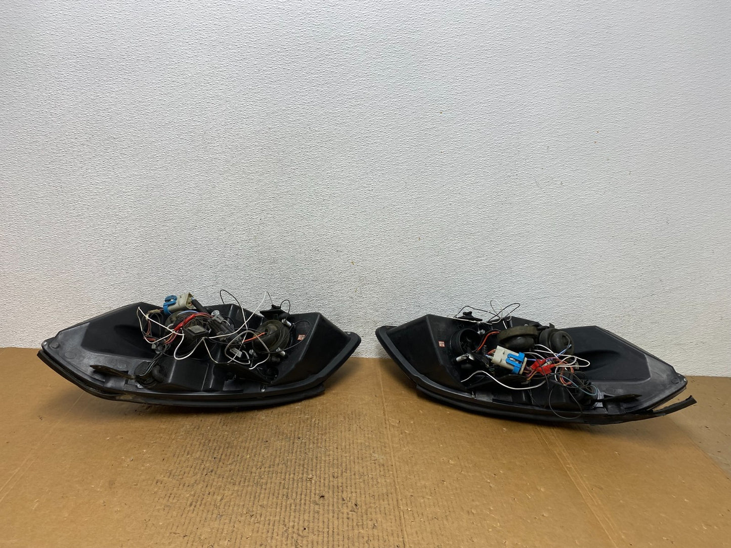 2005 - 2010 Chevrolet Cobalt Sedan Left+Right Headlights AE1408 DG6