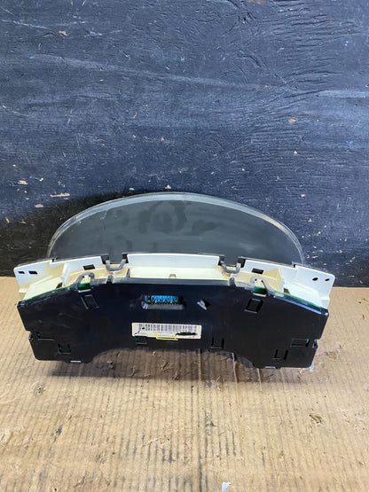 2004 to 2007 Chevrolet Express Speedometer Cluster Gauge OEM  S8720 DG5