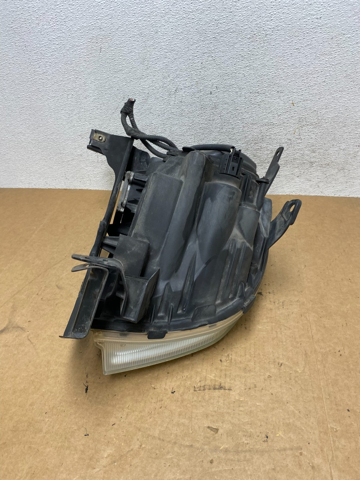 2005 2006 2007 Mercury Montego Left Driver LH Side Headlight Xenon HID AE3233 DW7