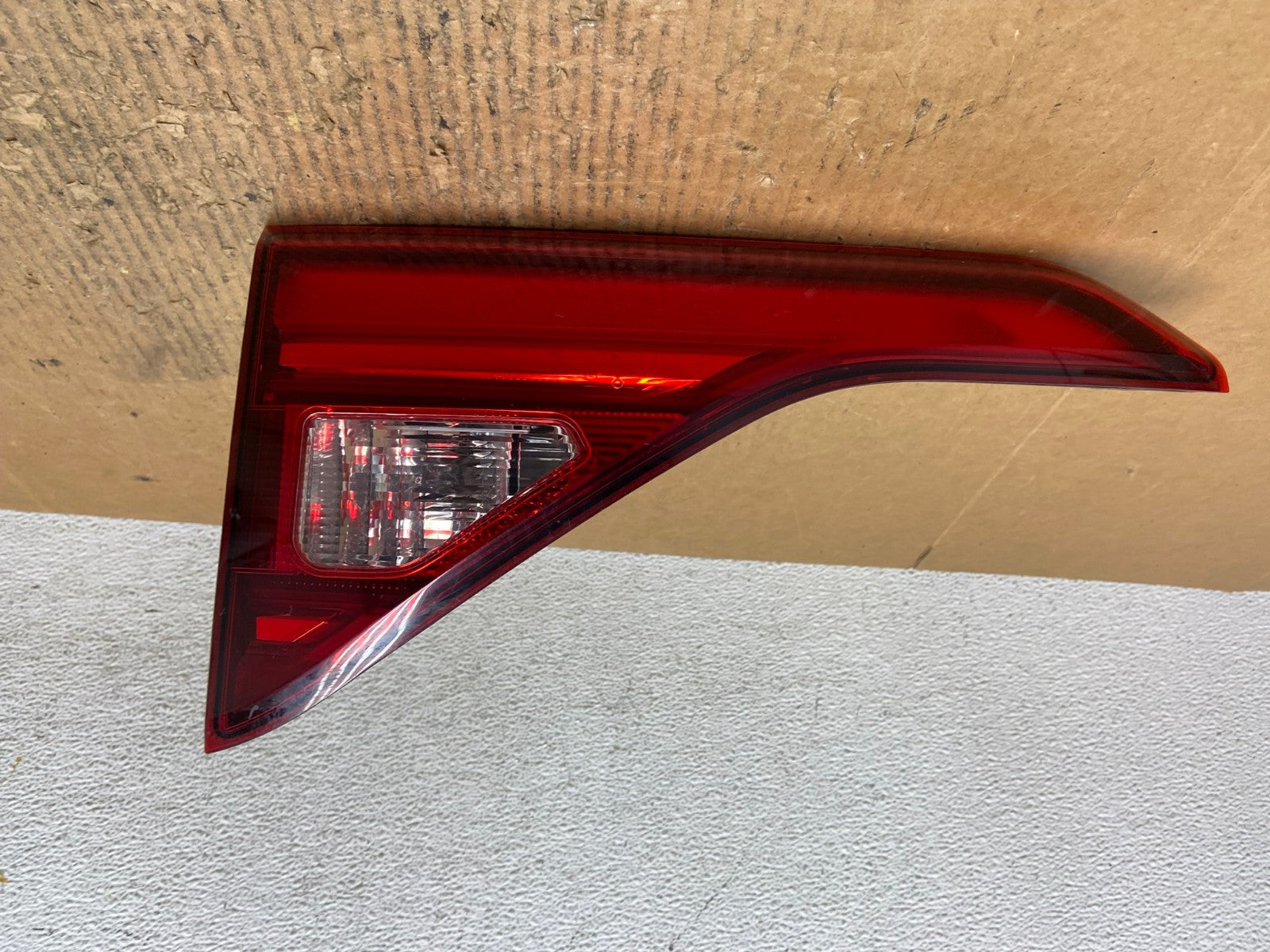 2017 2018 2019 GMC Acadia Left Driver LH Side Inner Tail Light AE2670 LK0