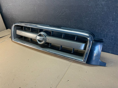 2002 2003 2004 Nissan Pathfinder Front Upper Grill Grille AE3570 DG1
