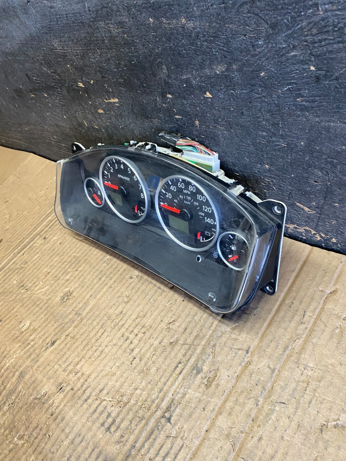 2005 Nissan Pathfinder Speedometer Cluster Gauge OEM  S8729 DG1