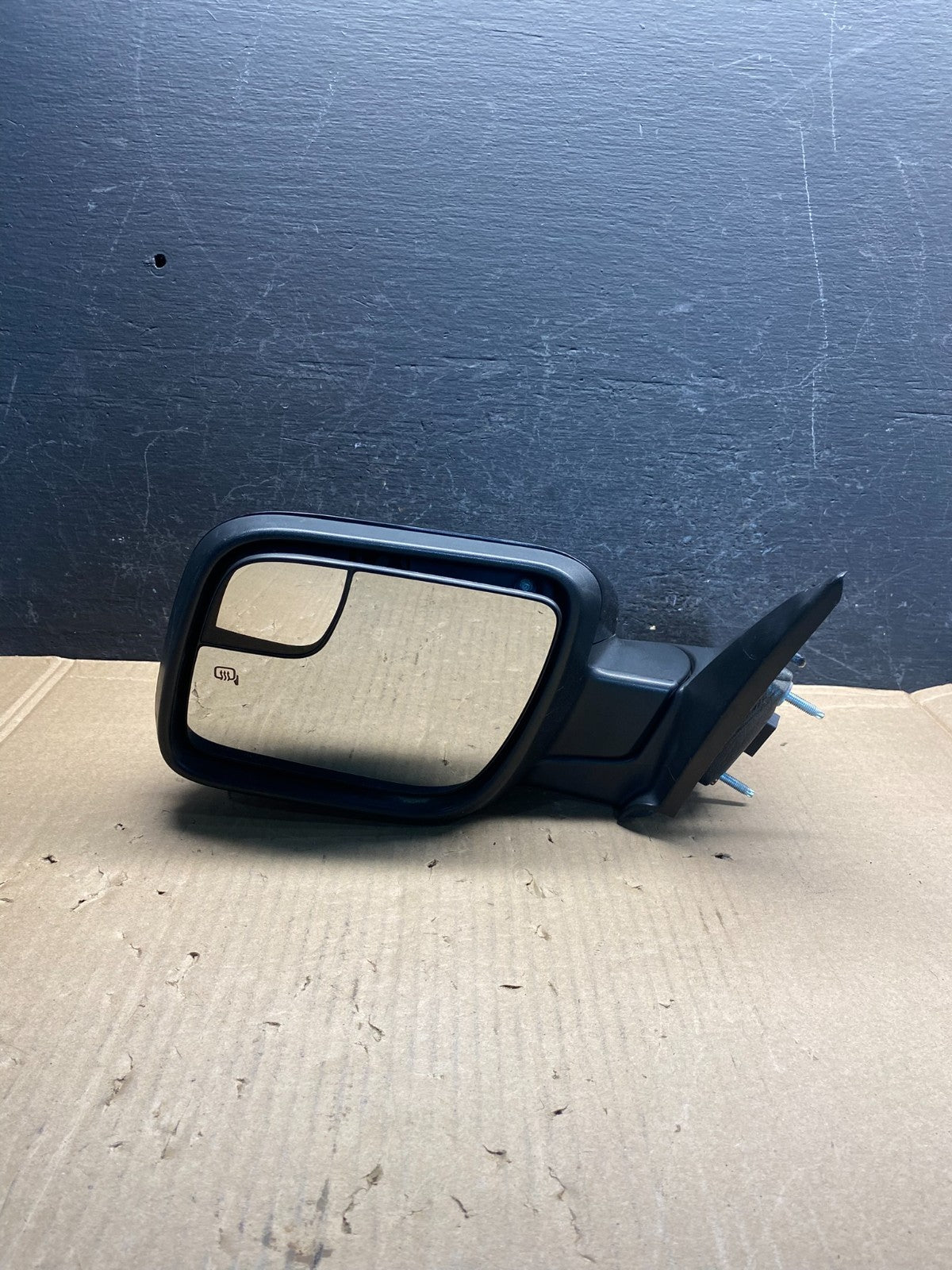 2011-2015 Ford Explorer Left Driver View Turn Signal Mirror AE7945 DW8