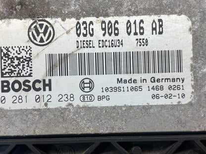2005 - 2006 Volkswagen Jetta Engine Computer Ecu Pcm Ecm Pcu AE2193 DG2