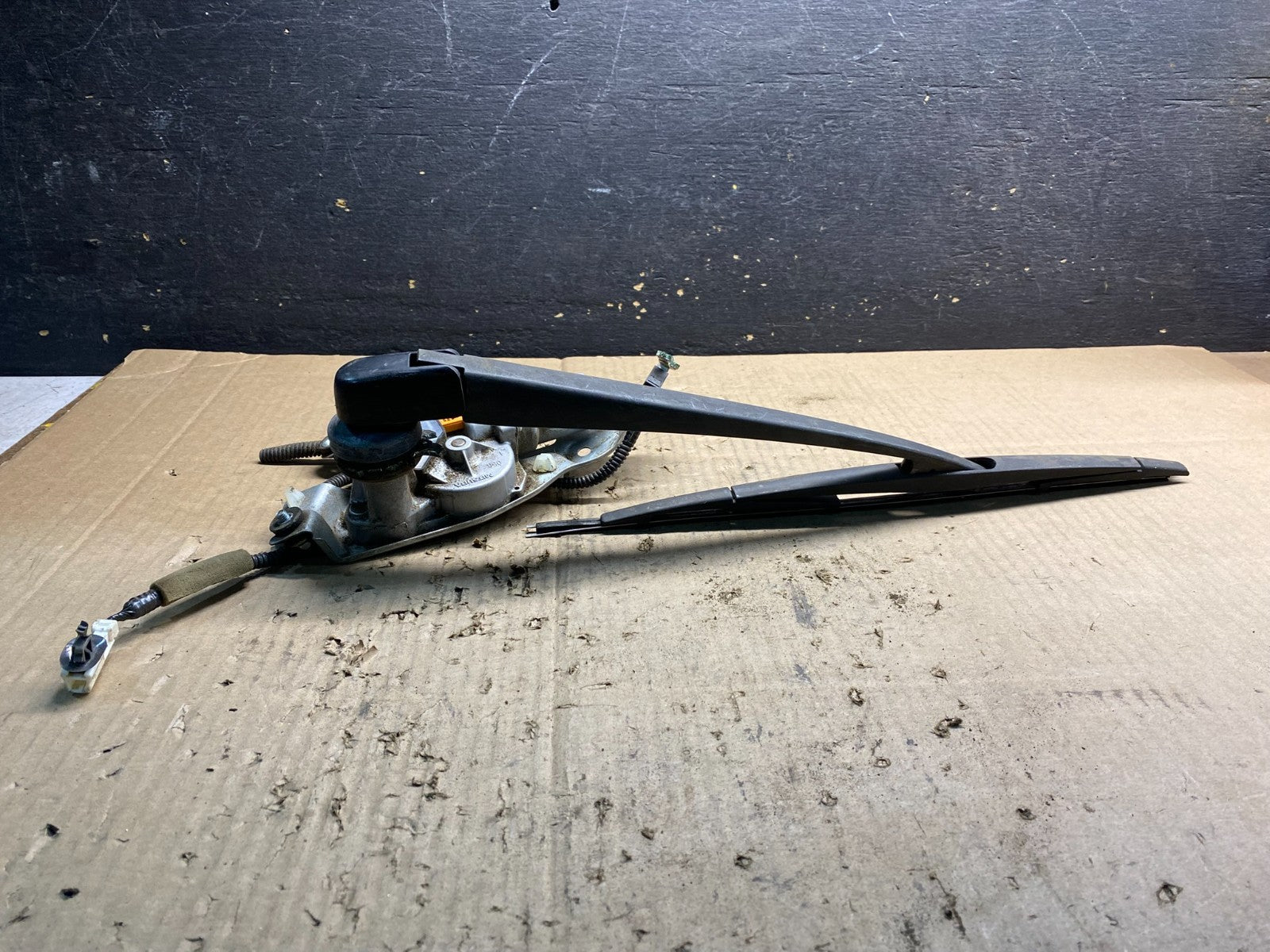 2010 to 2013 Honda Insight Rear Wiper Motor AB03953