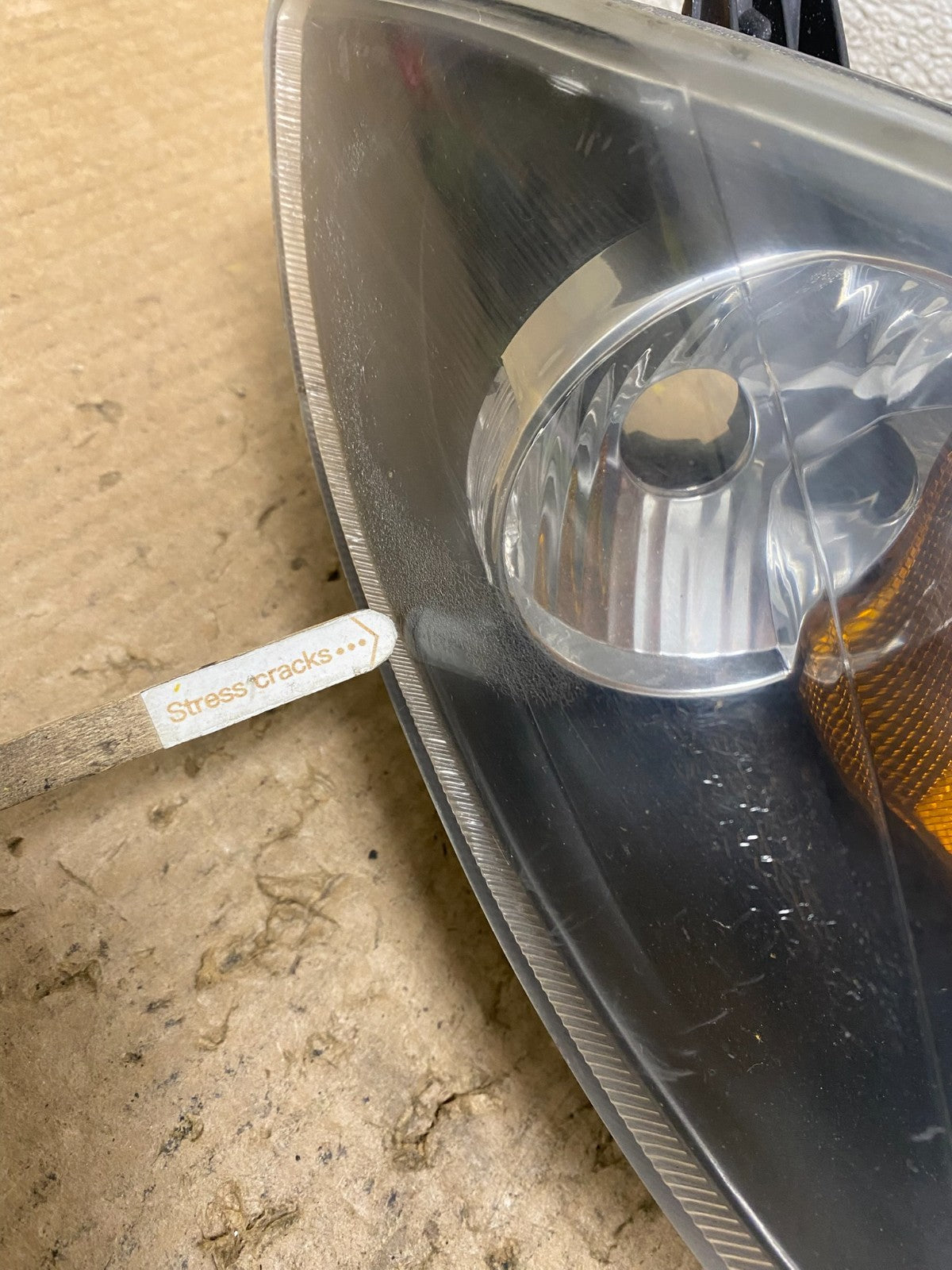 2004 to 2009 Mazda 3 Sedan Right Passenger Rh Side Headlight W7921 DW6