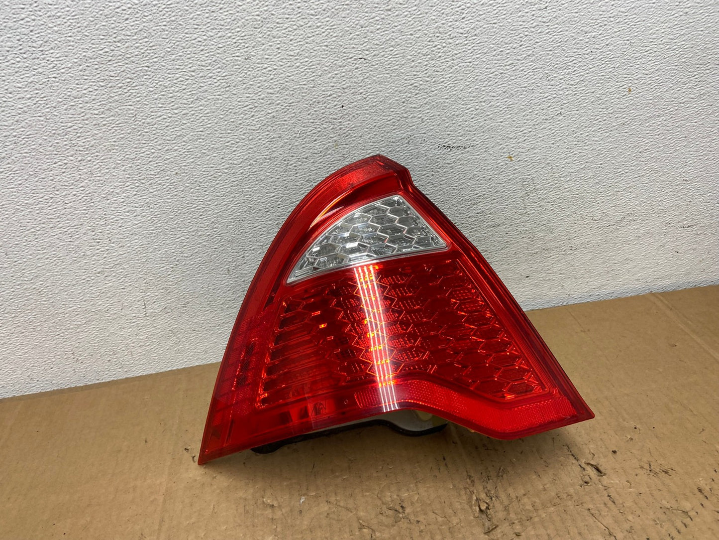 2010 2011 2012 Ford Fusion Left Driver LH Side Tail Light AD1167 LK0