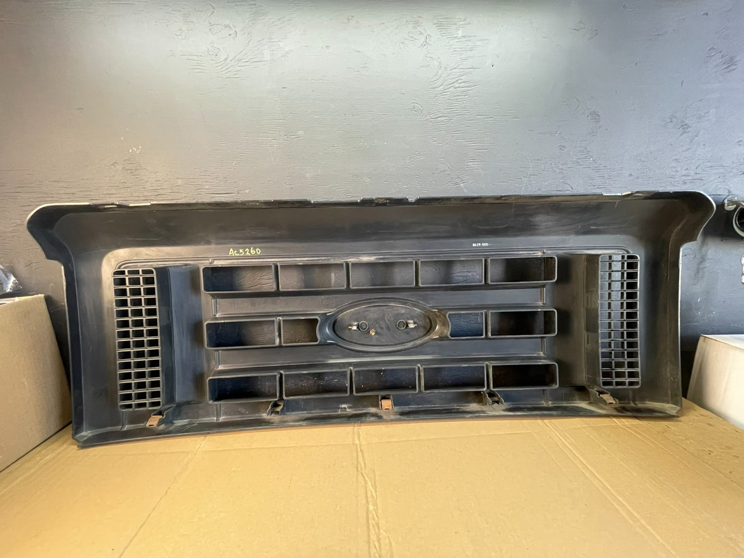 2008 to 2014 Ford Econoline E150 E250 Front Upper Black Grill Grille AC5260 DG5