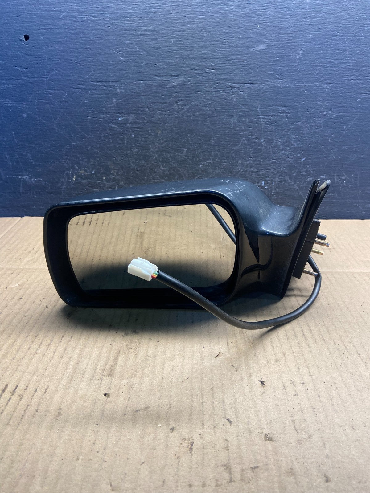2000-2004 Toyota Avalon Left Driver LH Side View Door Mirror AD2942 DG9