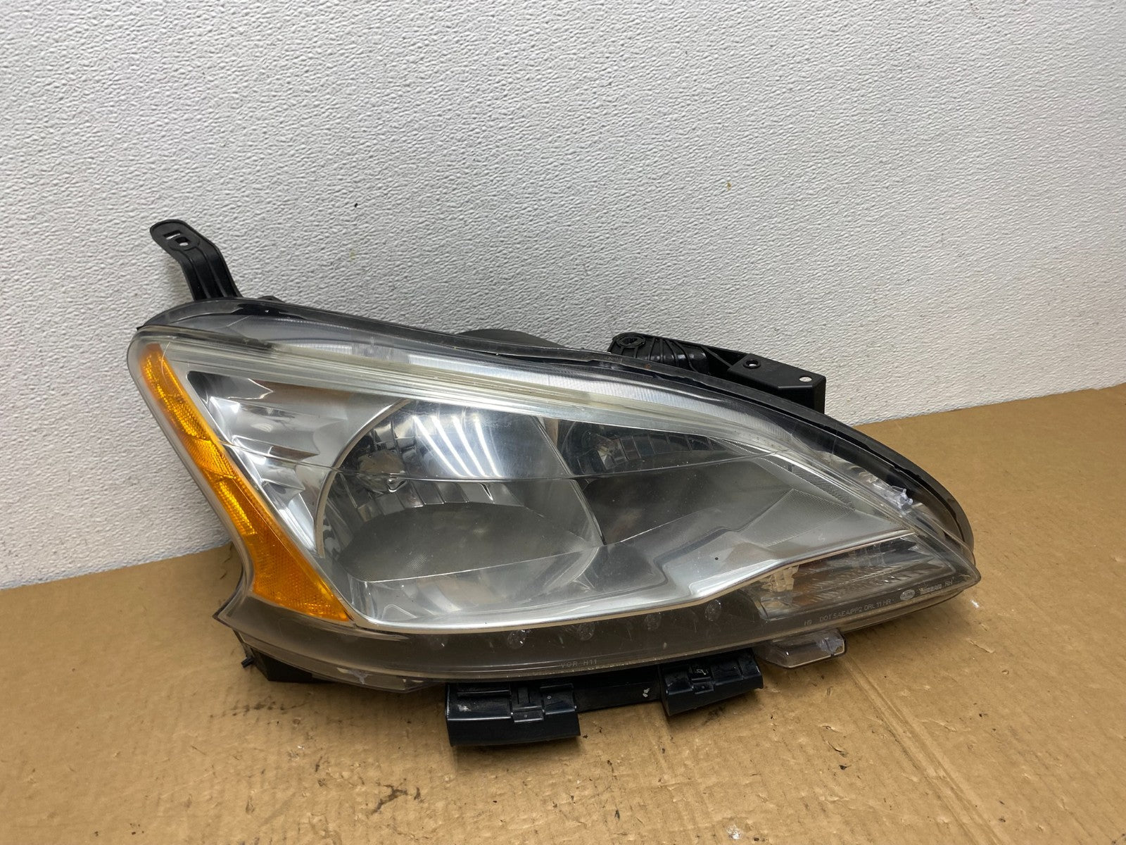 2013 - 2015 Nissan Sentra W/LED Halogen Right Passenger Headlight AC7725 DW0