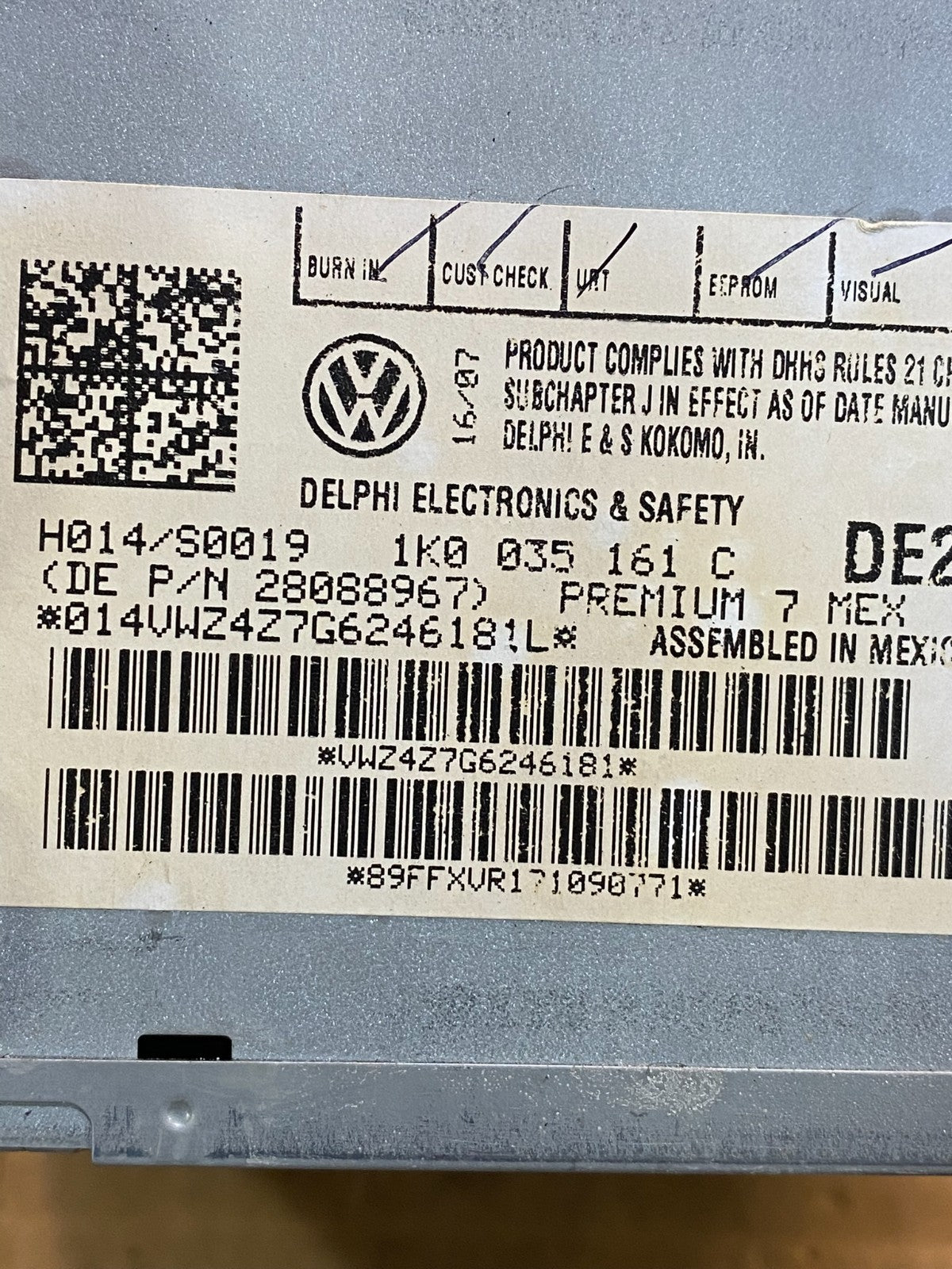 2006 to 2011 Volkswagen Passat Jetta Radio CD Player Screen Navigation ad3627 DG6
