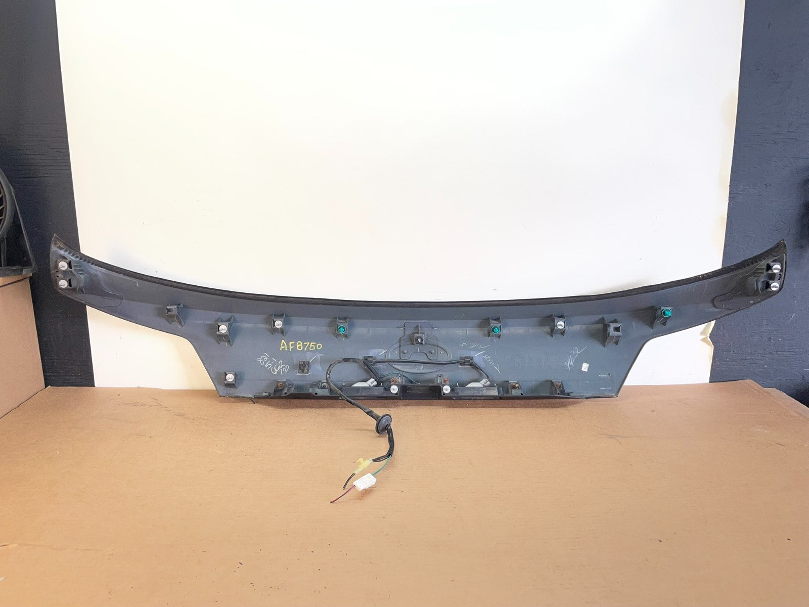 2012-2014 Subaru Outback Rear Liftgate Trunk Panel Trim Molding AF8750 DG6