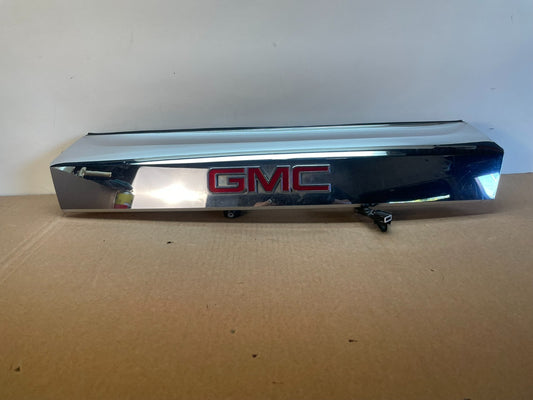2010-2015 Gmc Terrain Lift Gate Handle Trim Back Up Camera 20881057 AH0154 DG0