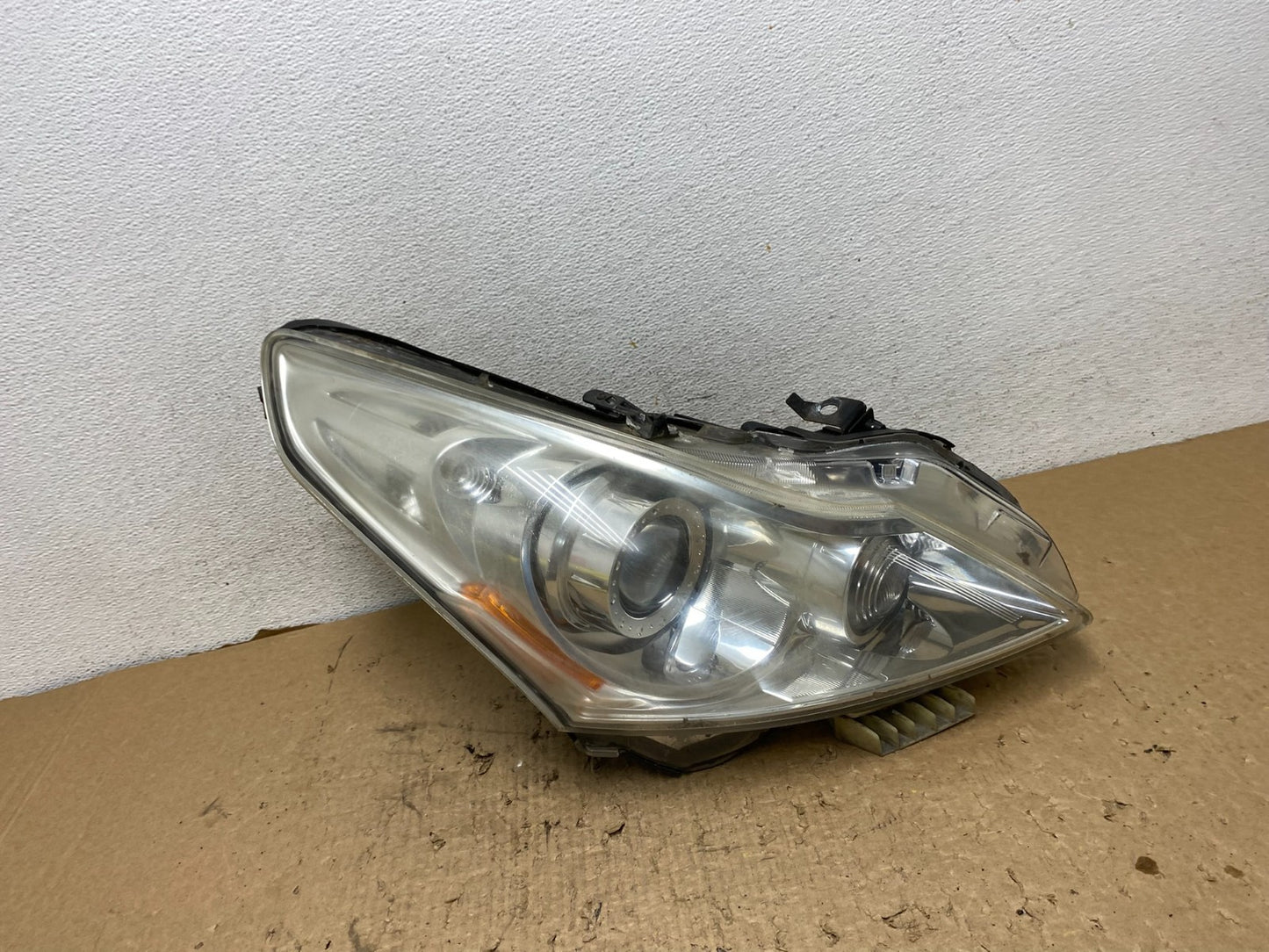 2010-2012 Infiniti G37 Right Passenger Side Xenon HID Headlight AF8426 DW0