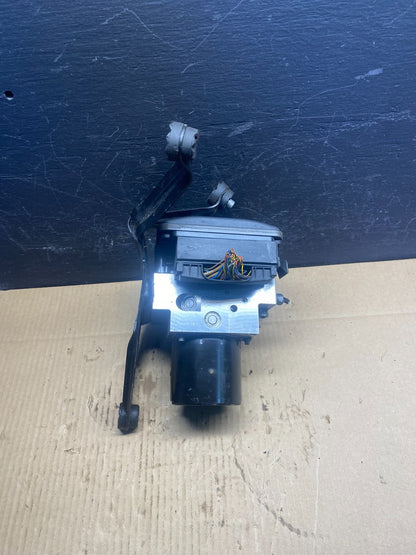 2007 to 2013 BMW X5 E70 ABS Anti-Lock Brake Pump Module AD0474 DG3
