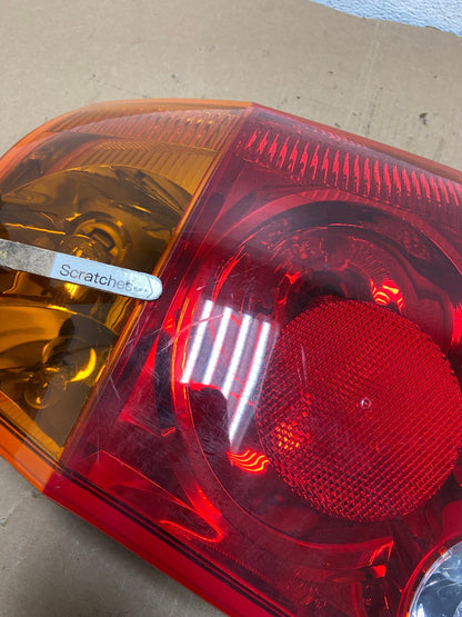 2004 to 2006 Chrysler Pacifica Right Passenger Rh Side Tail Light AD7976 LK3