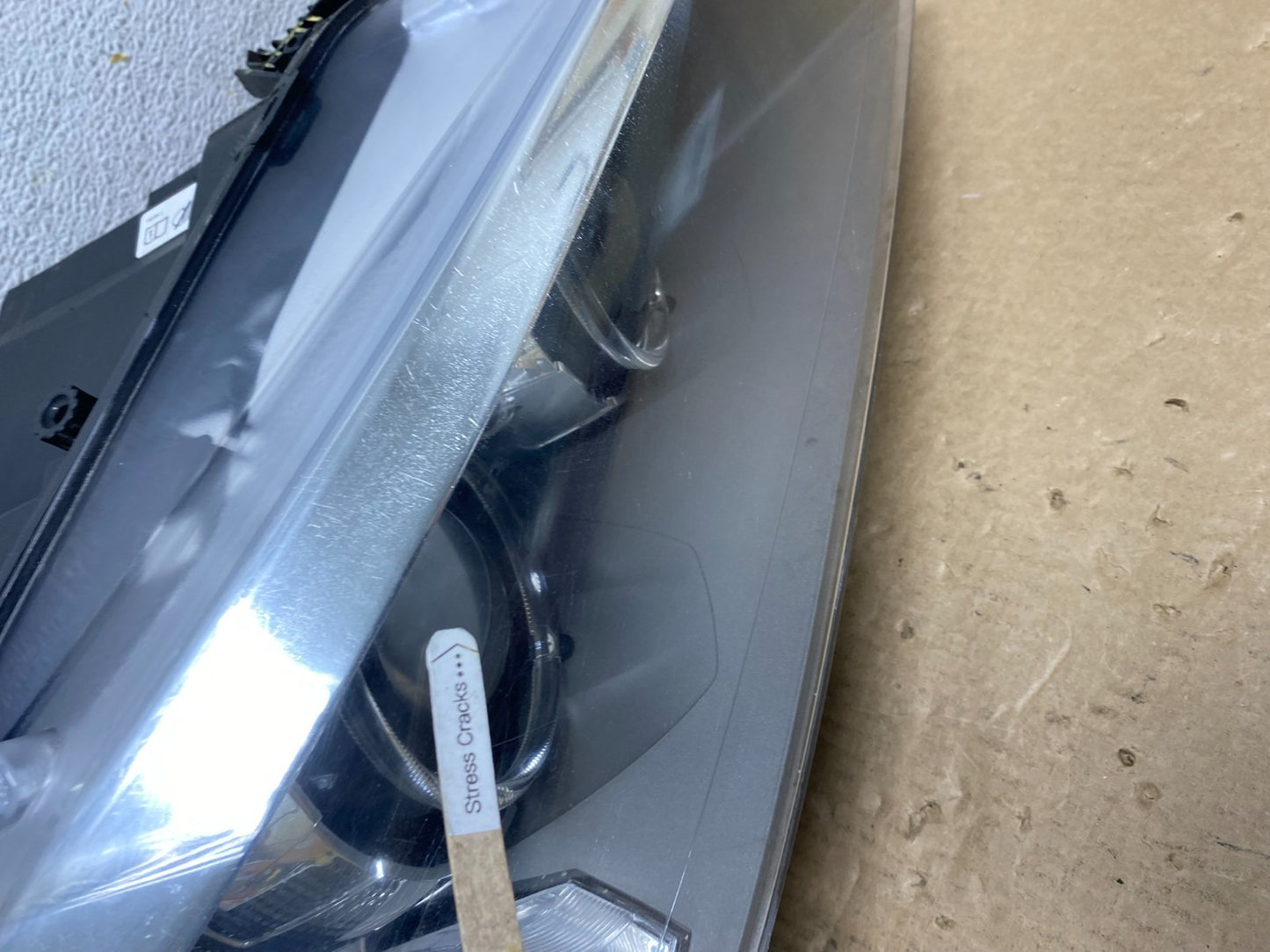 2011 to 2014 BMW X3 Right Passenger RH Side Xenon Headlight AF9985 DW4