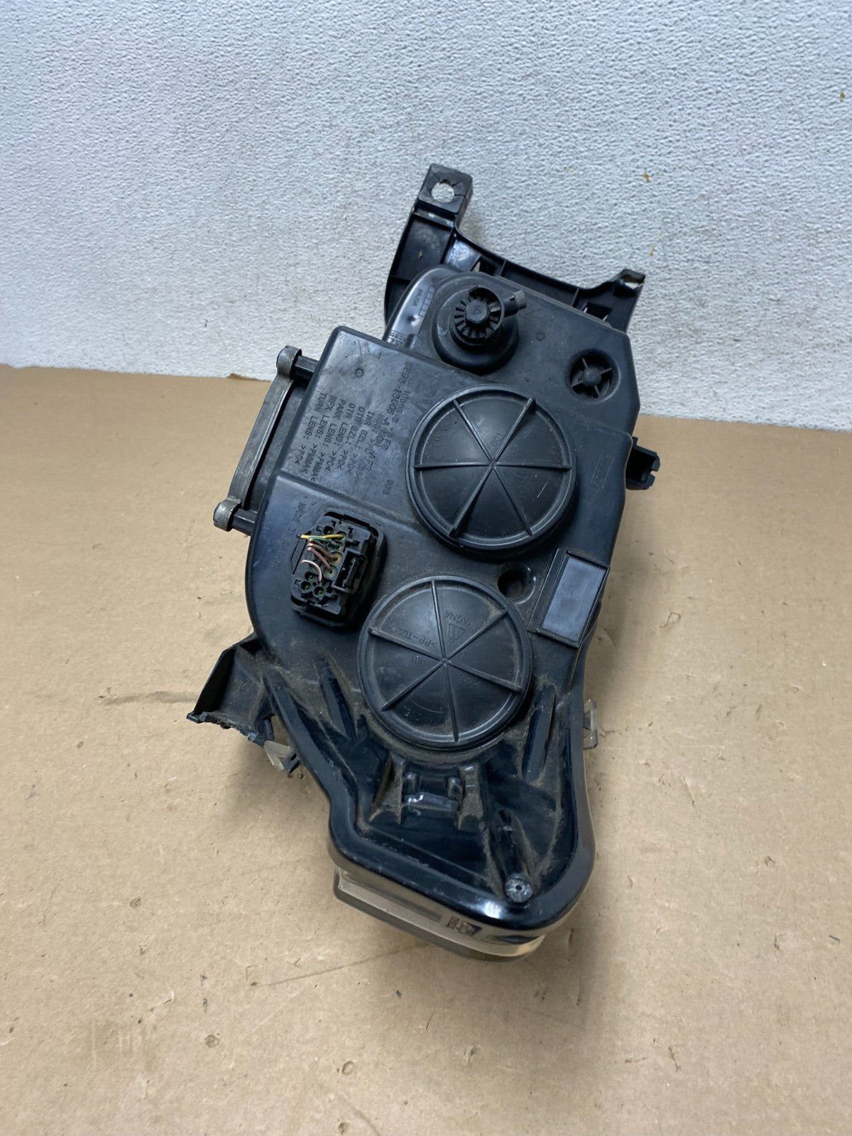 2010-2019 Lincoln Mkt Right Passenger Rh Side Headlight Xenon Hid AG4060 DW10