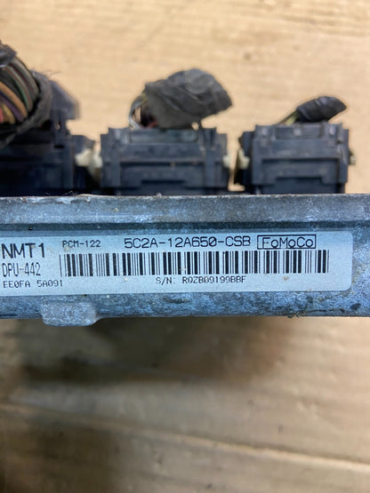 2005 Ford Van E250 E350 5.4L Engine Control Module ECU 5C2A-12A650-CBB AE4662 DG2