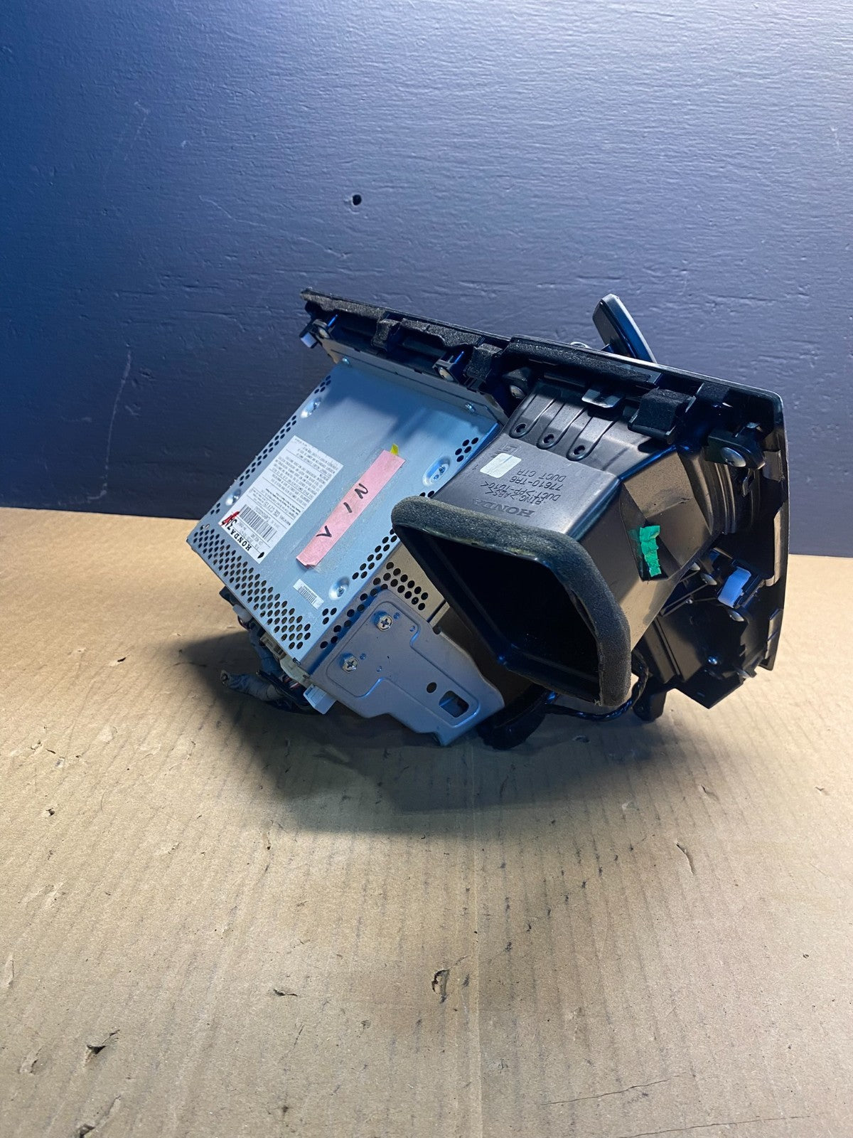 2013 Honda Civic Radio AM/FM Climate Control Air Vent Bezel AB4312 DG2