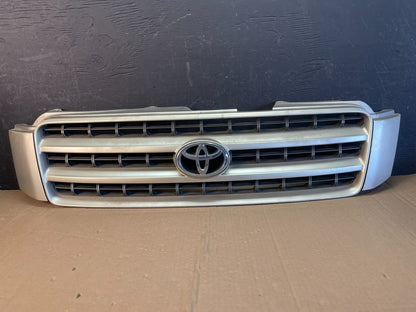 2001 - 2003 Toyota Highlander Front Upper Grille Grill With Emblem AC9726 DW0