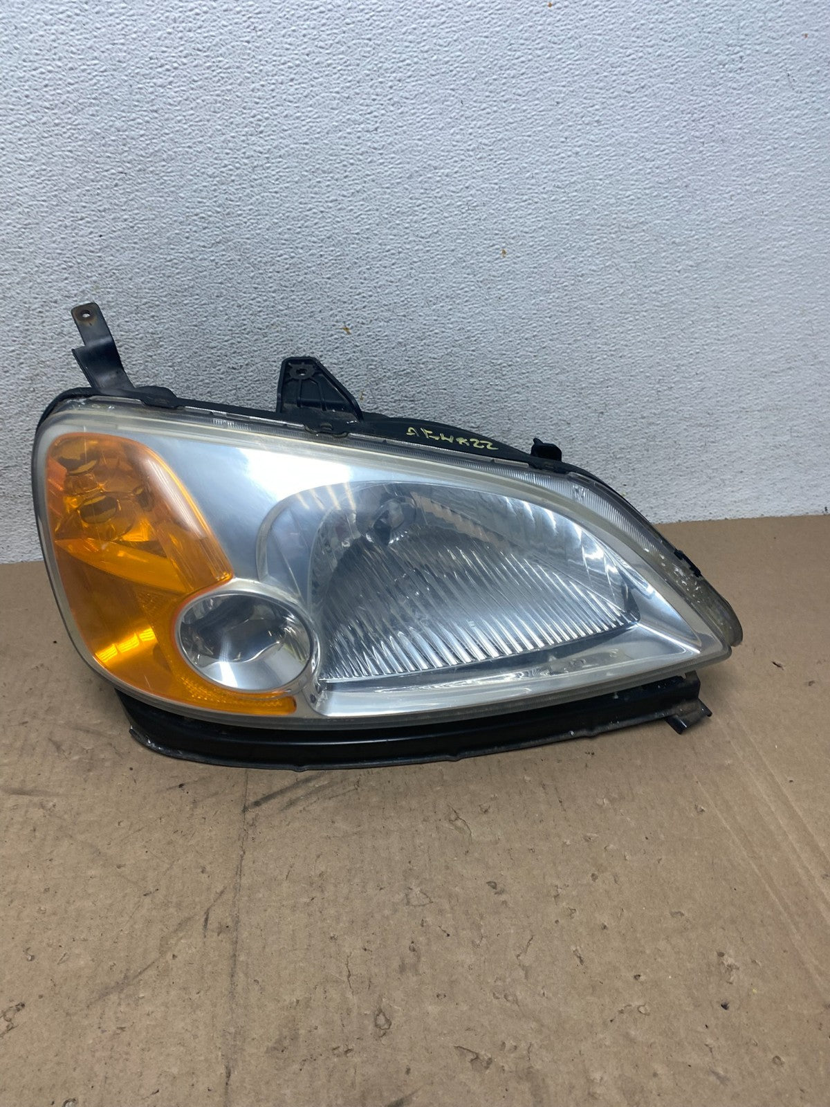 2001 - 2003 Honda Civic Coupe Headlight Halogen Right Passenger Rh AG4822 DW0