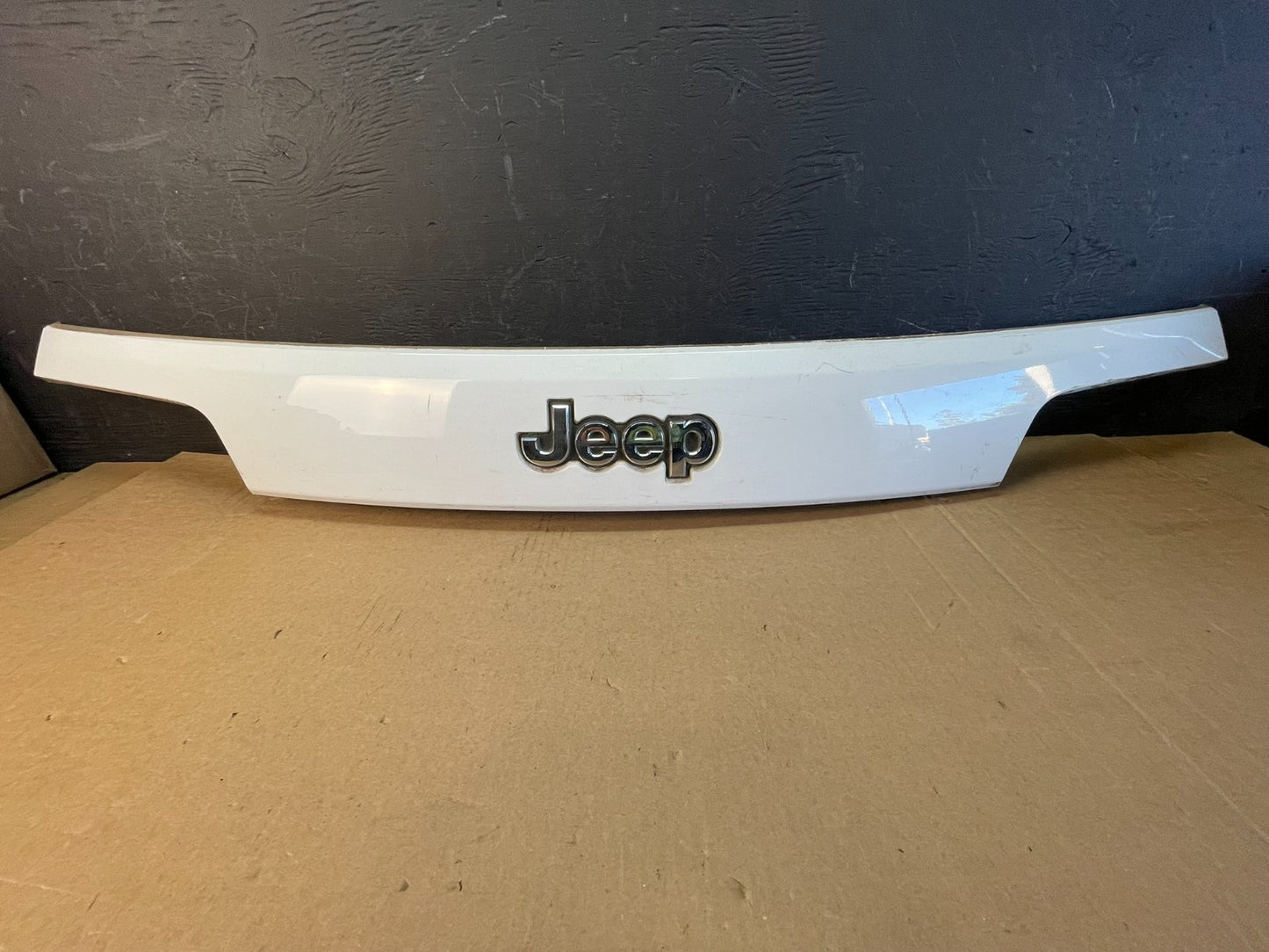 2014-2016 Jeep Grand Cherokee Tailgate Lift Gate Rear Hatch w/Camera ad0065 DG0