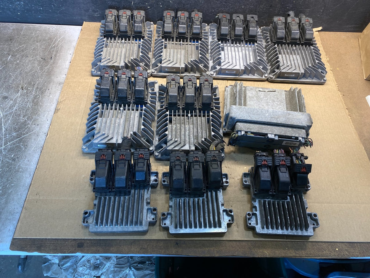 Mix of 10 Chevrolet ECM Engine Computer Module AH20091