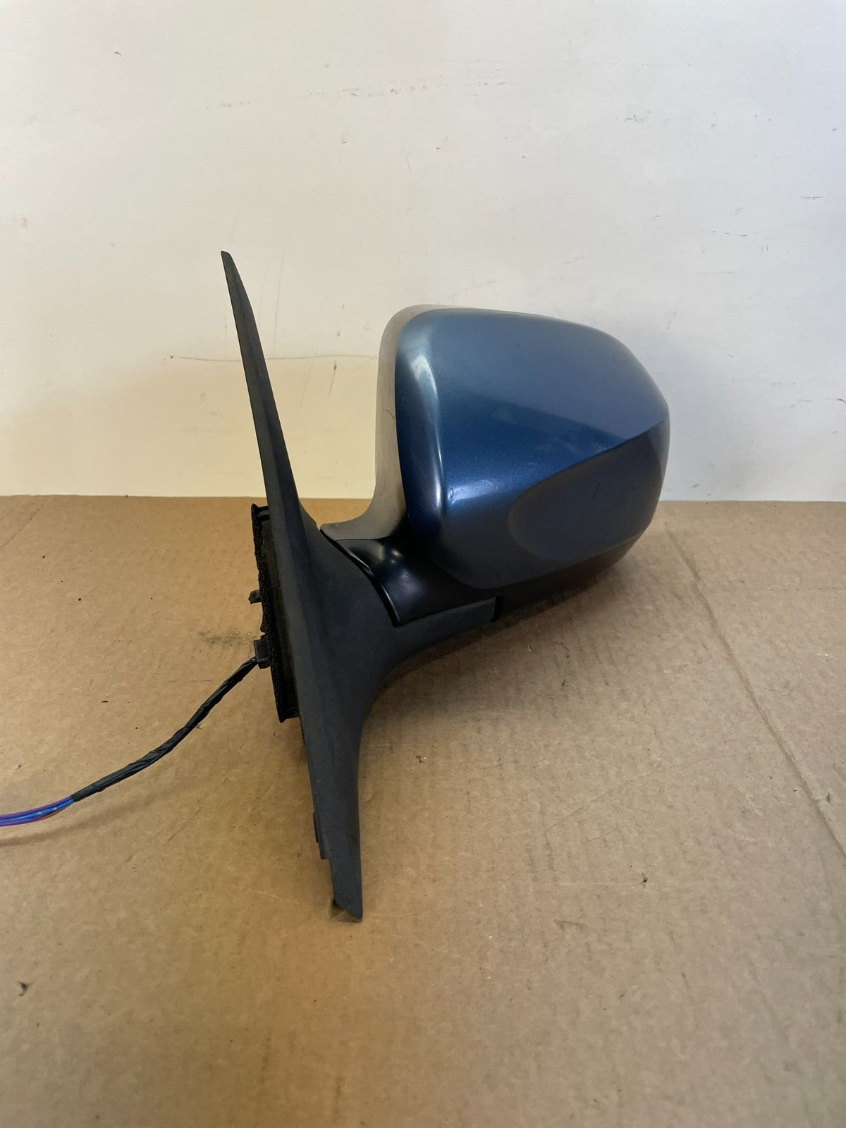 2009 to 2010 Subaru Forester Left Driver Side View Power Door Mirror ah6135 DG1