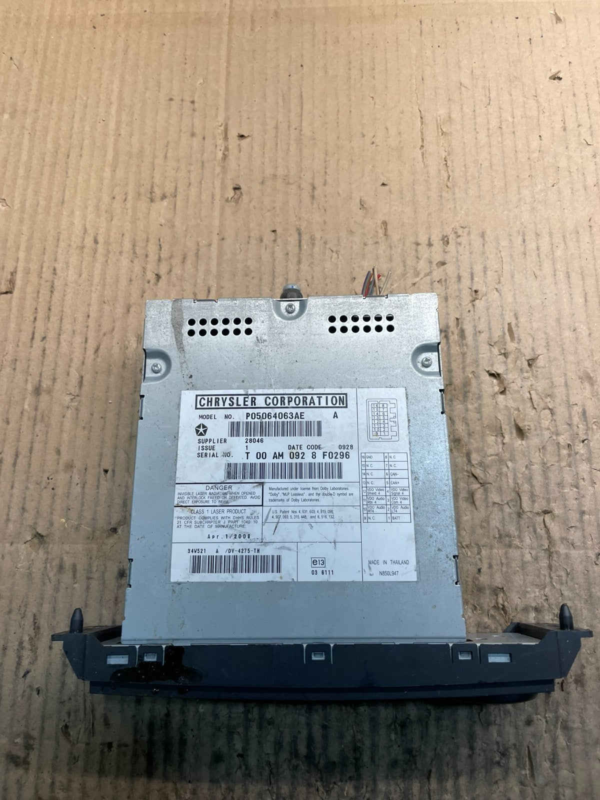 2008 to 2012 Chrysler Town Country DVD Player Receiver OEM y1088 DG4