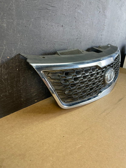 2010 to 2012 Kia Forte Koup Front Upper Grill Grille AC9965 DG2