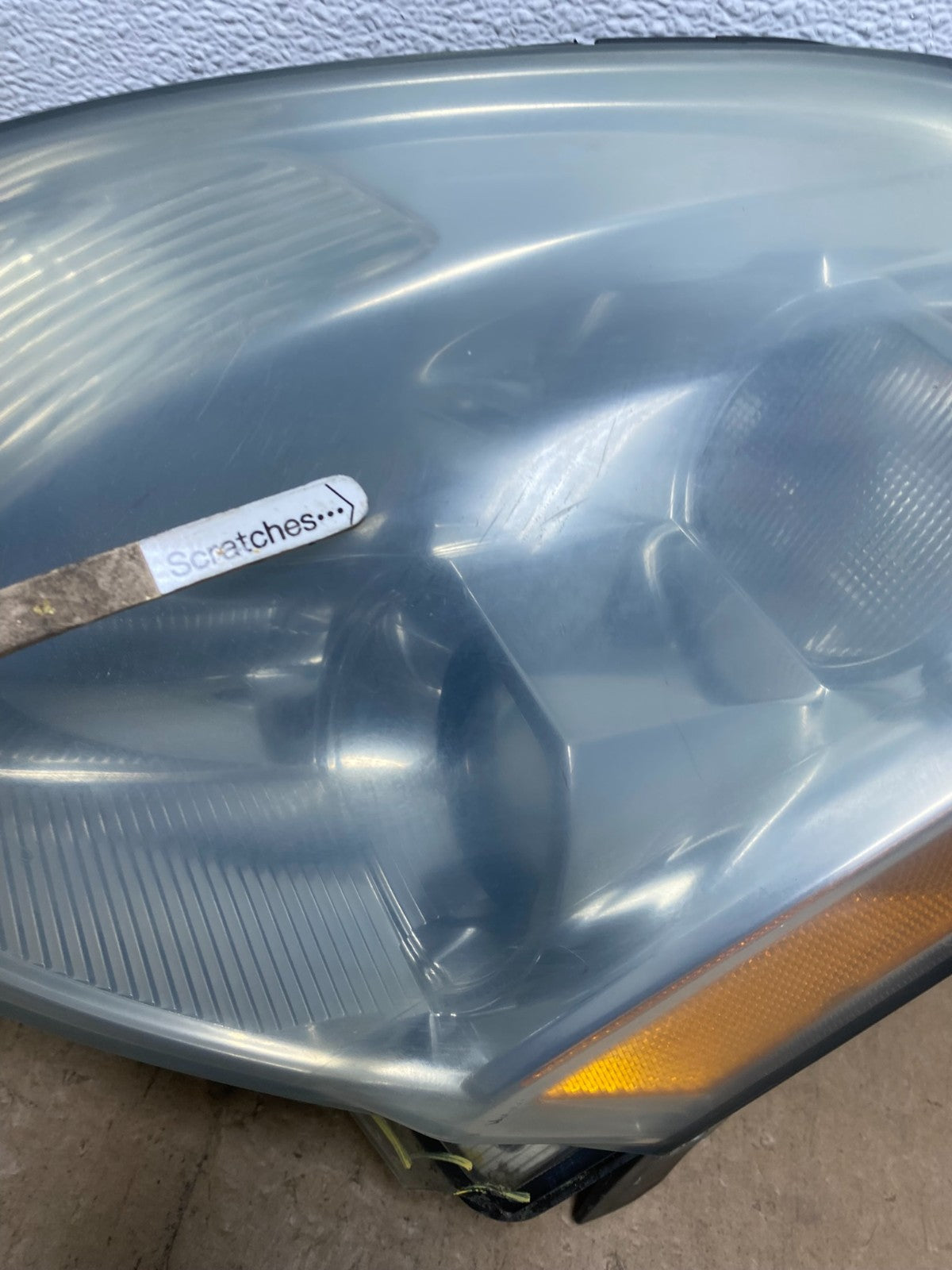 2004 to 2006 Nissan Maxima Left Driver Side Headlight Halogen AC6059 DW3