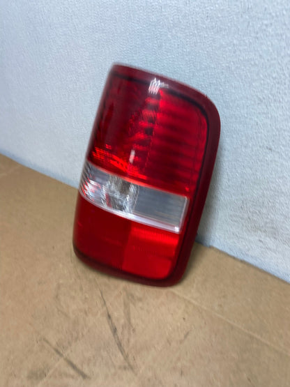 2004 to 2008 Ford F150 F-150 Right Passenger RH Side Tail Light AD6200 LK1