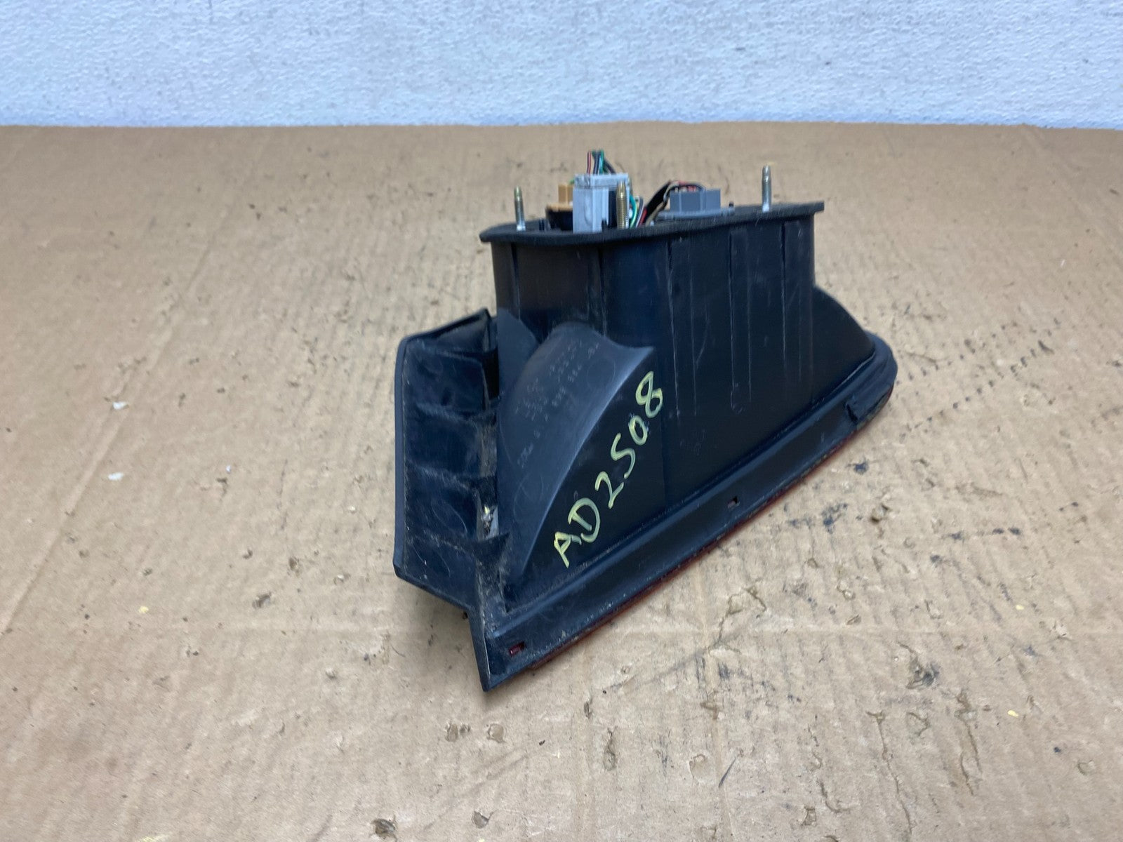 1998 - 2002 Honda Accord Coupe 2-door Left Driver LH Tail Light AD2508 DW5