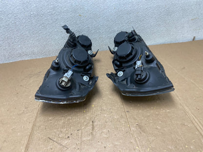 2004 2005 2006 Hyundai Elantra Left+Right Set Halogen Headlights AA1601 DW9