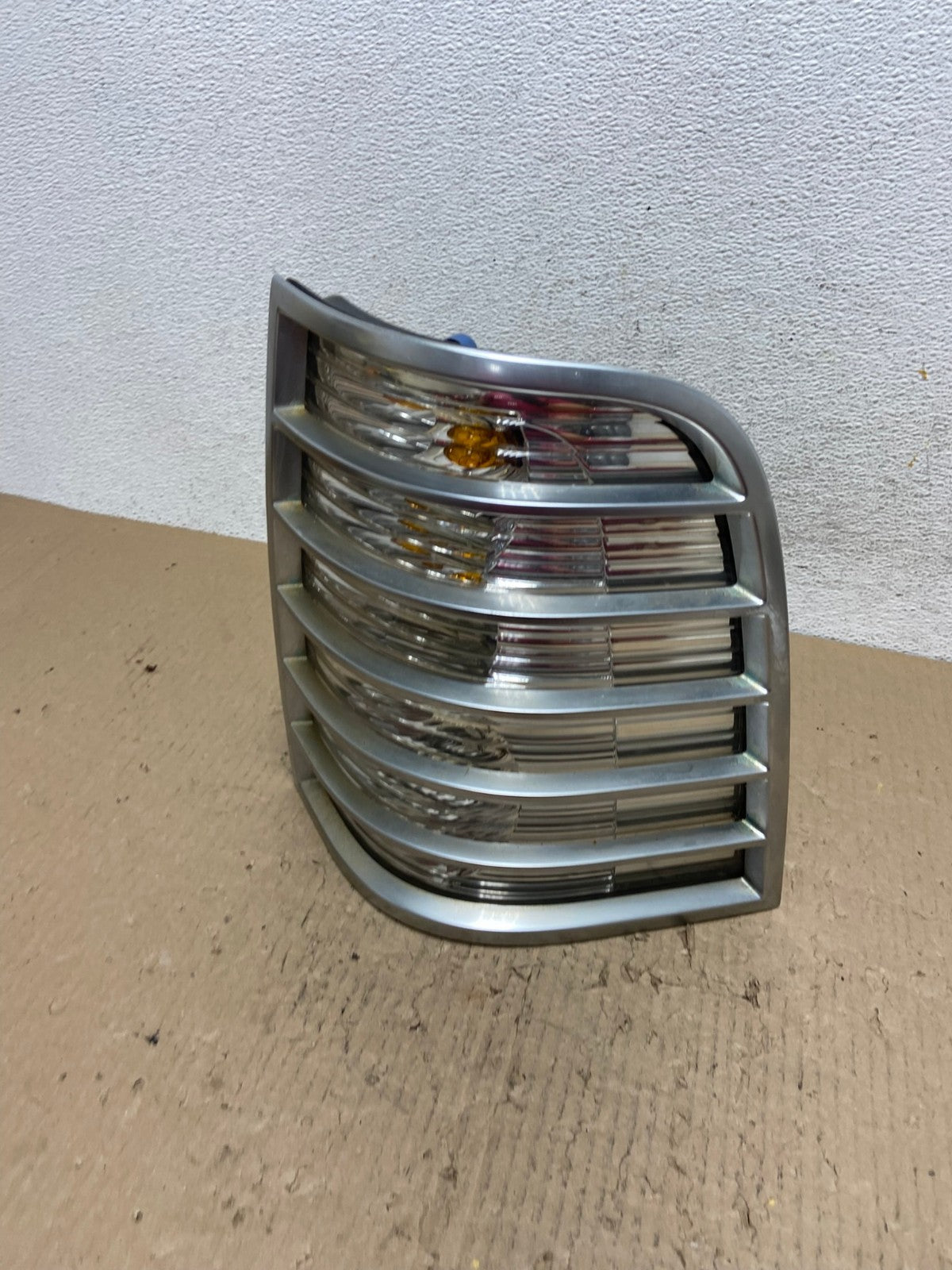 2006 - 2010 Mercury Mountaineer Right Side Tail Light AF2843 LK0