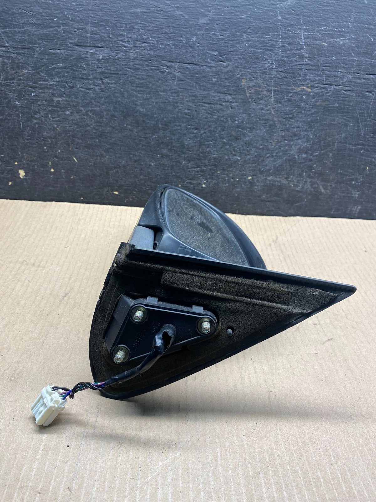 2000 - 2004 Infiniti i30 i35 Front Left Driver LH View Door Mirror AI7114 DG4