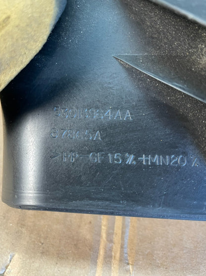 2008 to 2009 Jeep Grand Cherokee 4.7L 8 Cyl Engine Cover AC21622