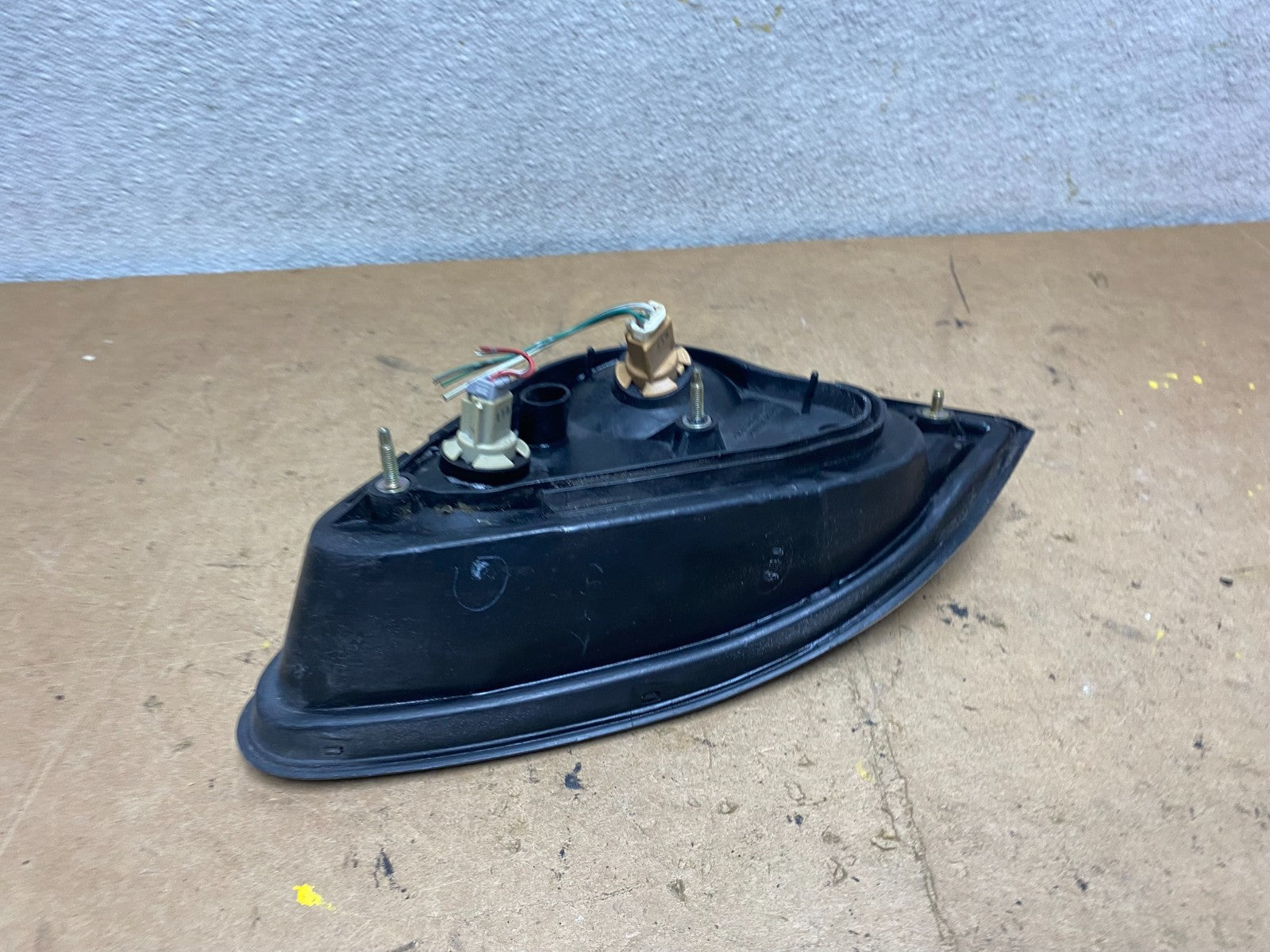 1999 - 2001 Lexus RX300 Right Passenger Side Rear Inner Tail Light Oem X6968 GD5