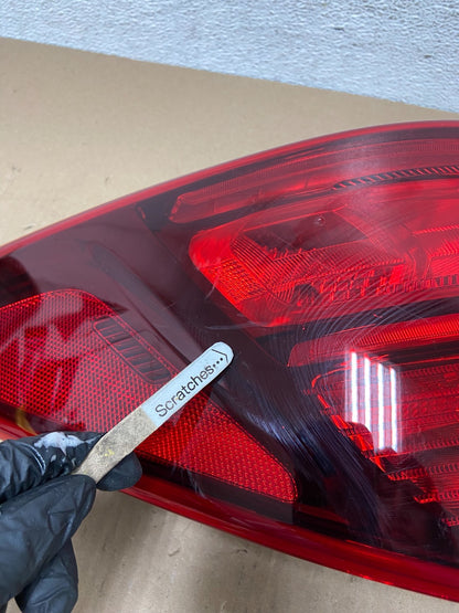 2017 - 2018 Hyundai Santa Fe Left Driver LH Side Tail Light AD6466 DG3