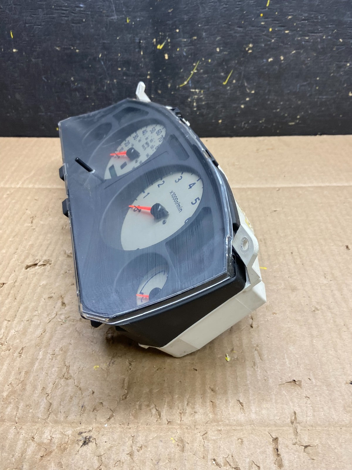 2000 Nissan Pathfinder Speedometer Cluster Gauge OEM AB89703