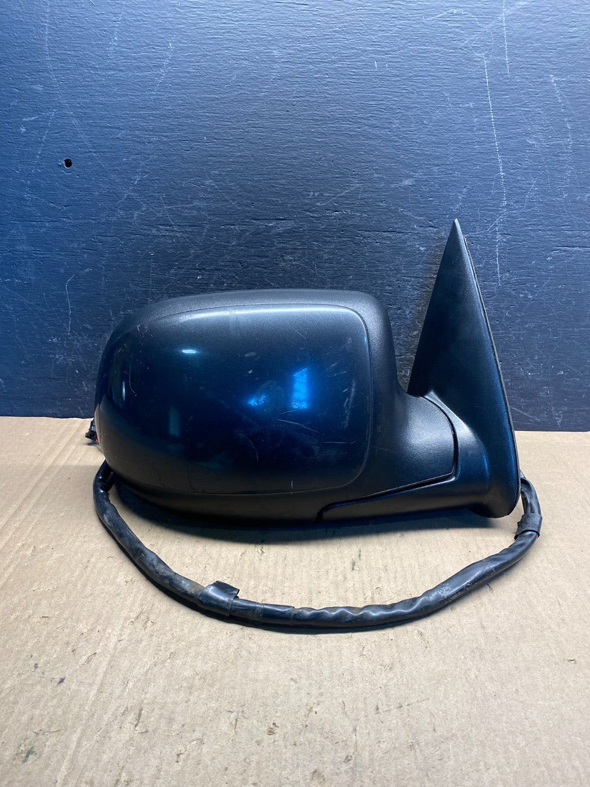 2003 to 2006 Gmc Yukon Right Passenger Turn Signal View Door Mirror AE7651 DW0