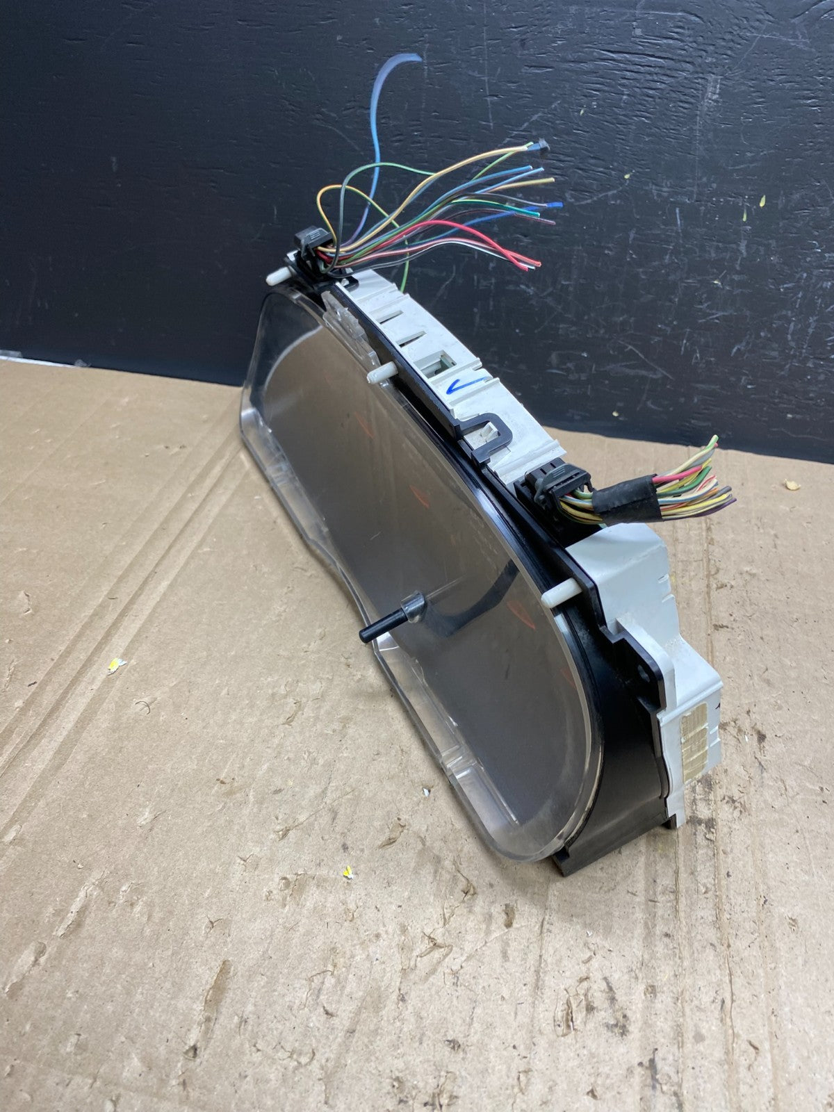2006 Ford E350 Gauge Speedometer Cluster OEM AB9125 DG3