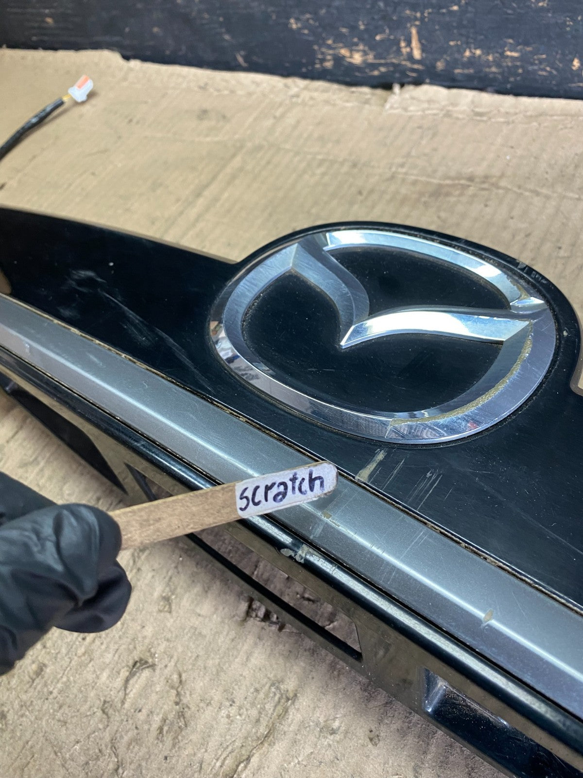 2007-2012 Mazda CX-9 Trunk Lid Garnish Panel Molding Trim Backup Camera U7459 DG4