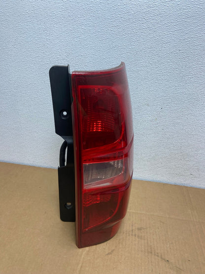 2008-2014 Chevrolet Tahoe Suburban Right Passenger Rh Tail Light AC7488 LK2