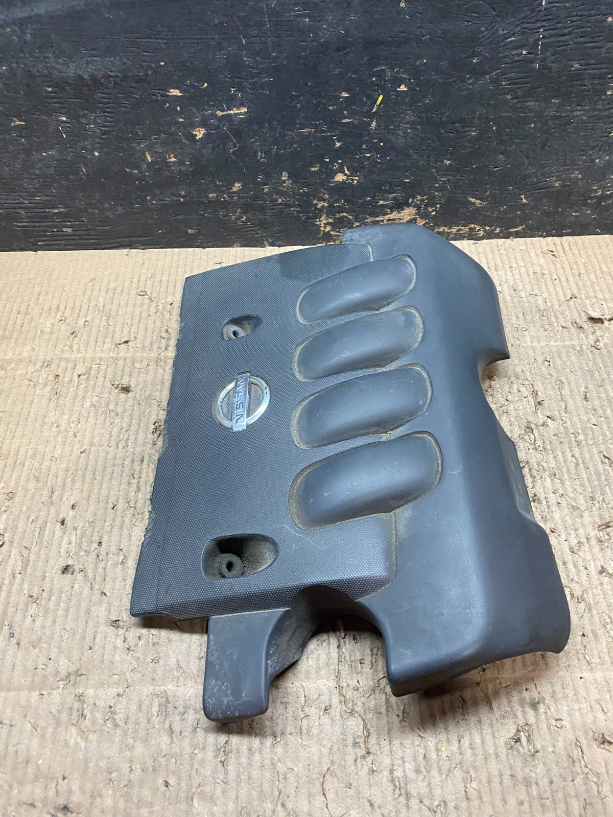 2009 to 2013 Nissan Sentra Engine Motor Cover T9916 DG3