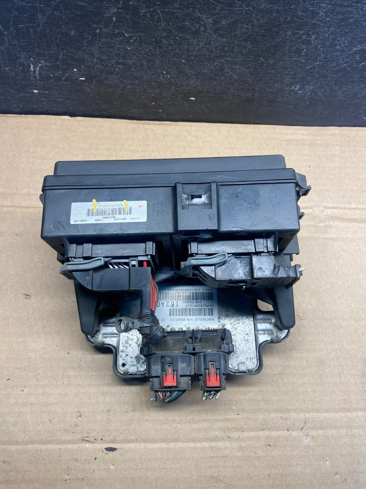 2005 Jeep Grand Cherokee Fuse Box Relay Body BCM Module Panel AE2479 DG0