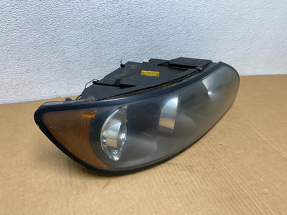 2004 to 2007 Volvo S40 Right Passenger Side Headlight AC7502 DW2
