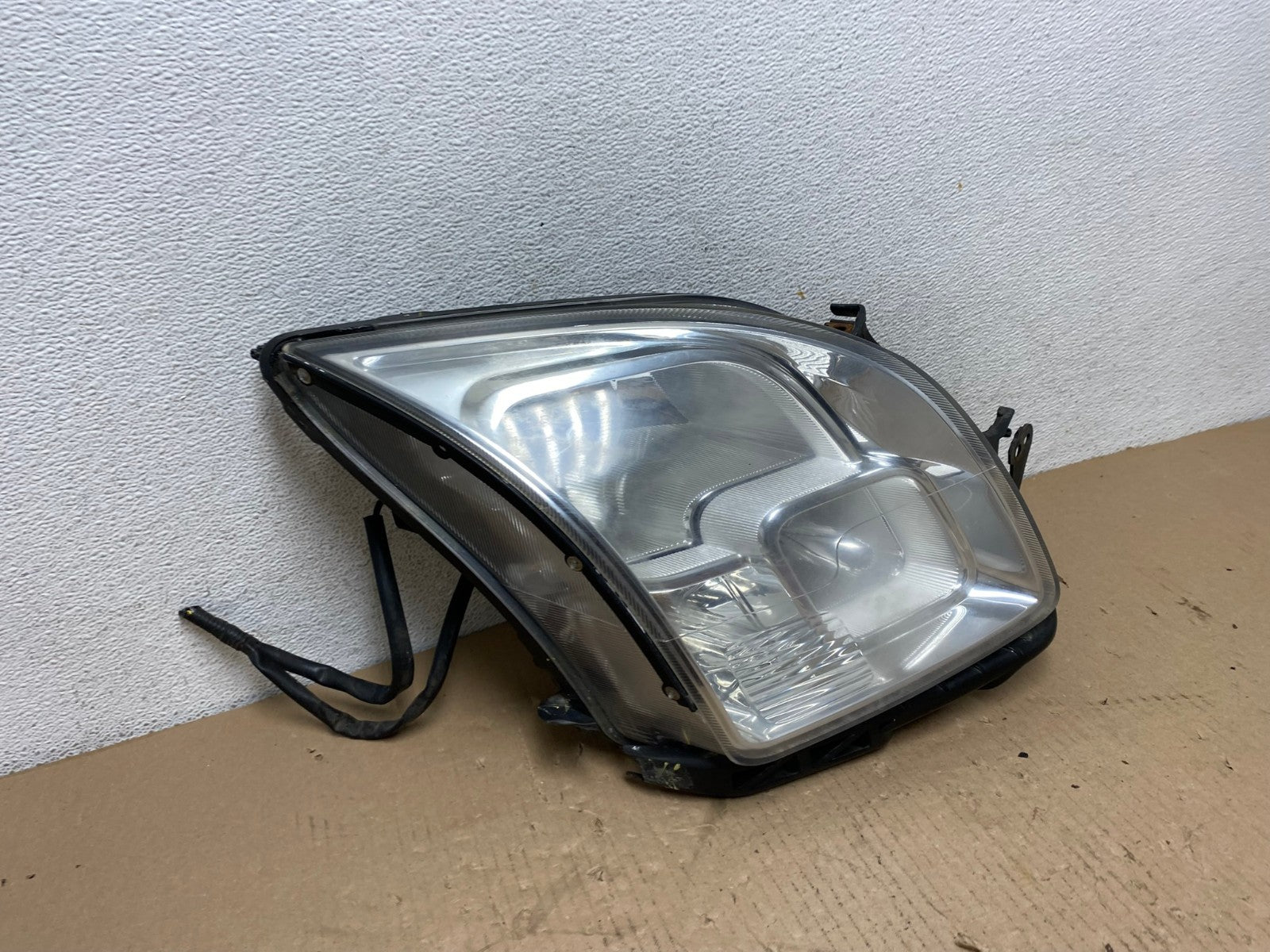 2006 to 2009 Ford Fusion Headlight Right Passenger Rh Side AF3157 LK2